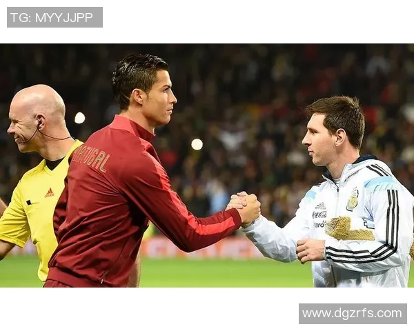 90年代足球传奇人物盘点 他们如何改变了世界足球格局 90年代足球传奇人物盘点 他们如何改变了世界足球格局