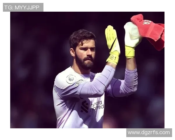 足球场上的矮个子女球星们凭借实力征服绿茵，展现独特魅力