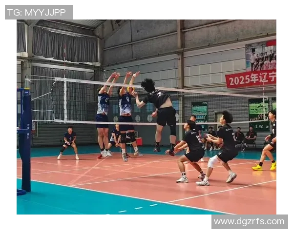 足球巨星幕后训练揭秘:私下刻苦训练如何塑造顶级球技与体能 足球巨星幕后训练揭秘:私下刻苦训练如何塑造顶级球技与体能