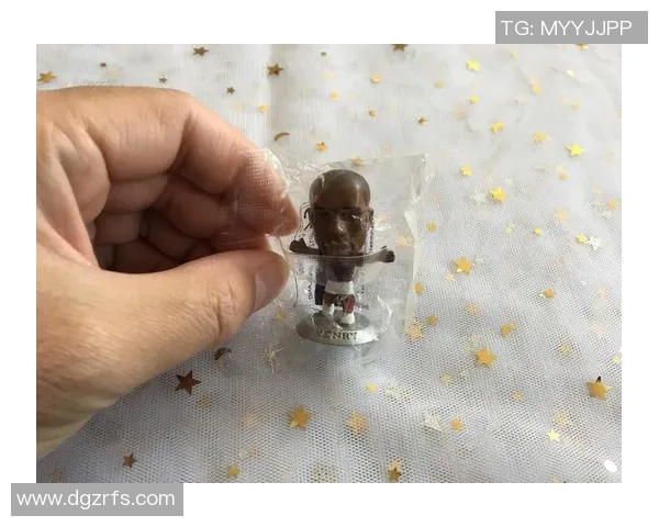 足球手办艺术:探索球星模型背后的精致工艺与收藏价值 足球手办艺术:探索球星模型背后的精致工艺与收藏价值